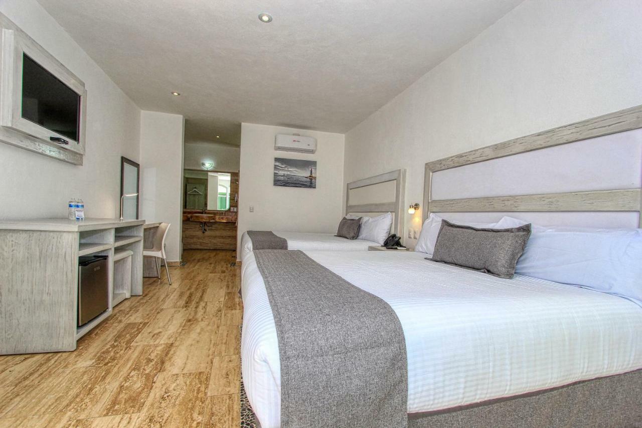 Hotel Splash Inn Alcocer Εξωτερικό φωτογραφία
